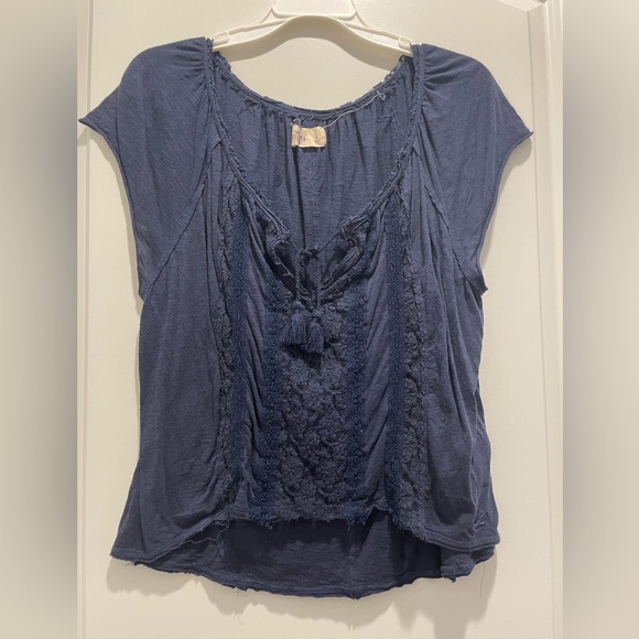 Hollister Blouse Top - Picture 2 of 4